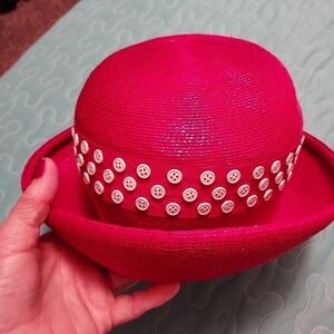 Christine original red had women's 22.5